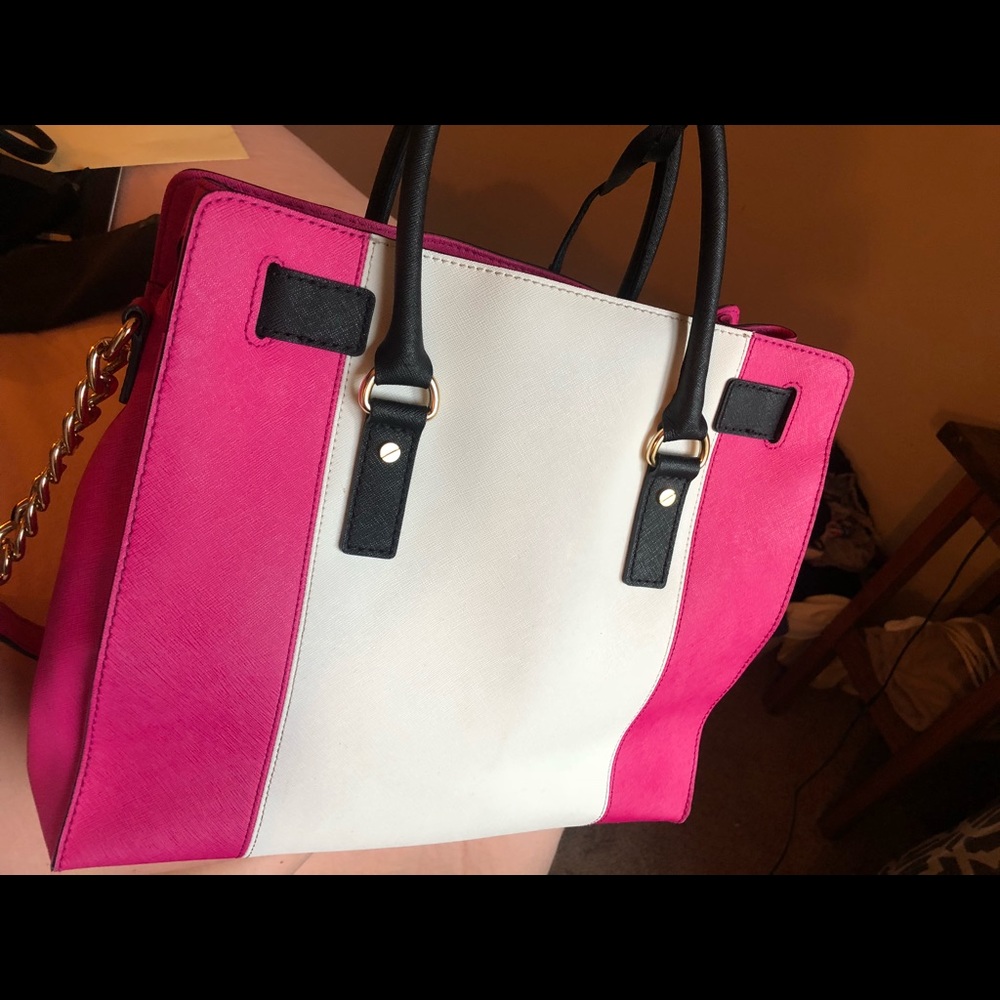 Authentic Michael Kors Large Hamilton Purse - Picture 5 of 8